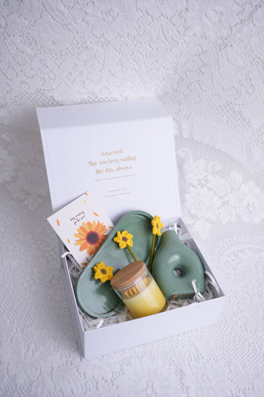 Golden Bloom Gift Box