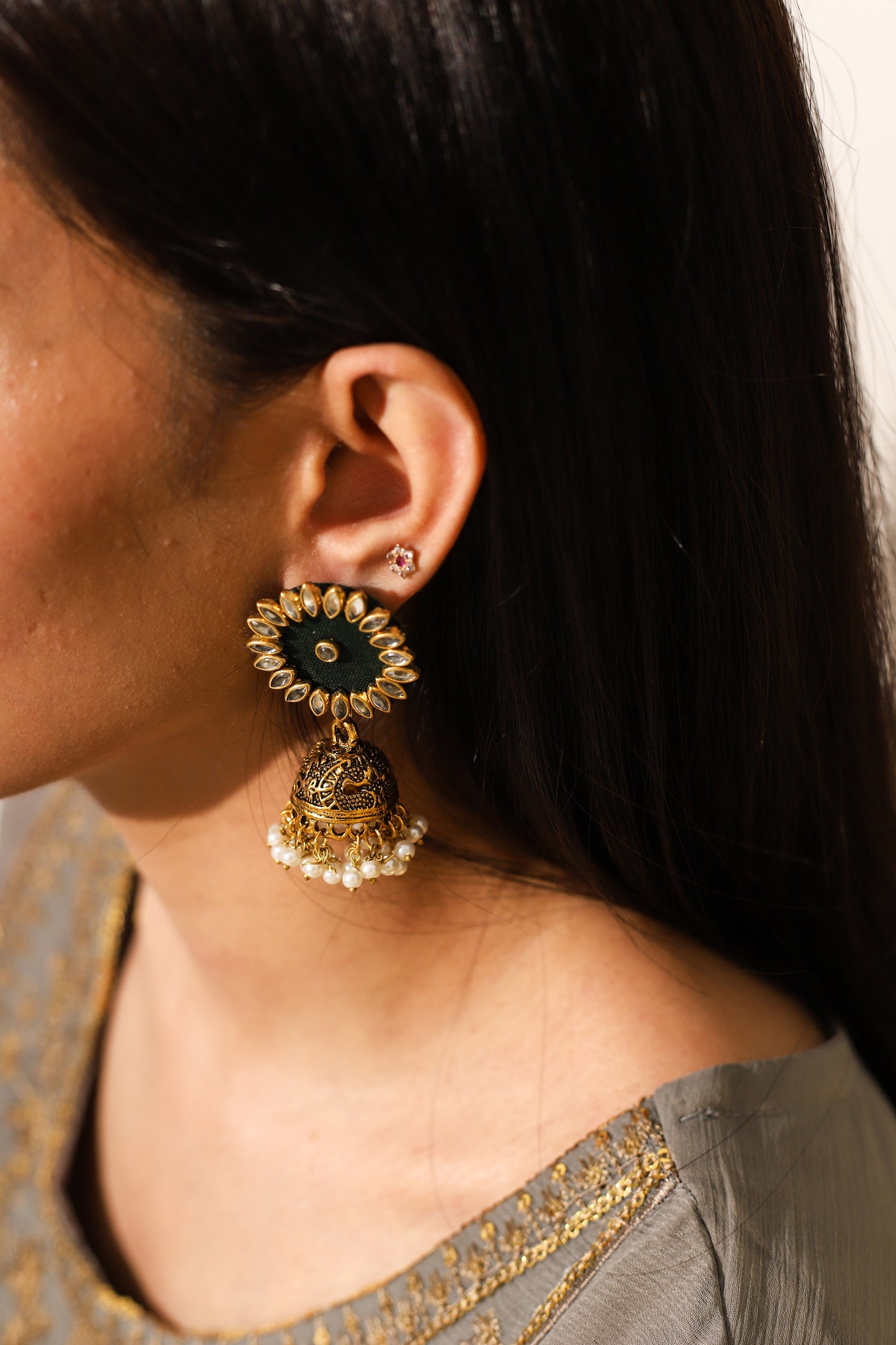 Gulnaar Jhumki