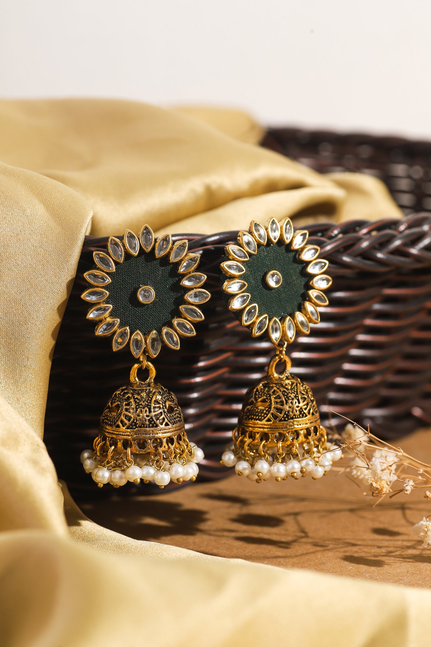 Gulnaar Jhumki