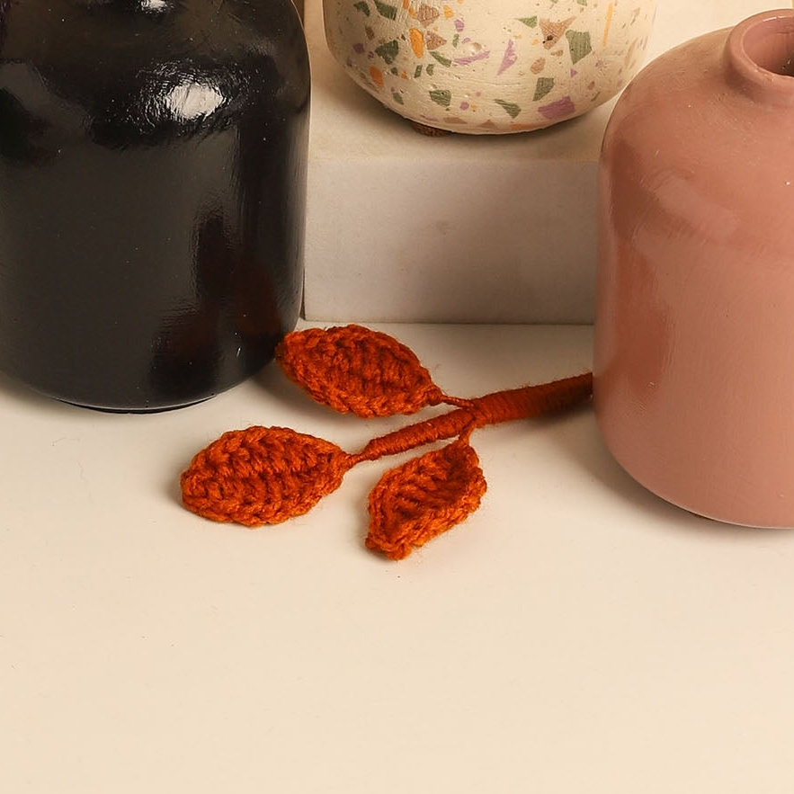 Crochet Mini Leaf Stem