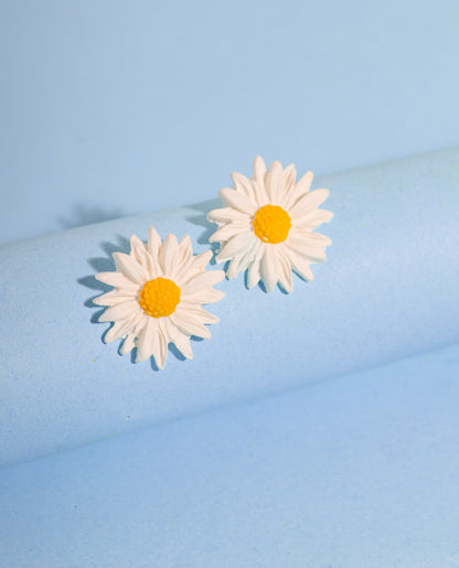 Daisy Studs