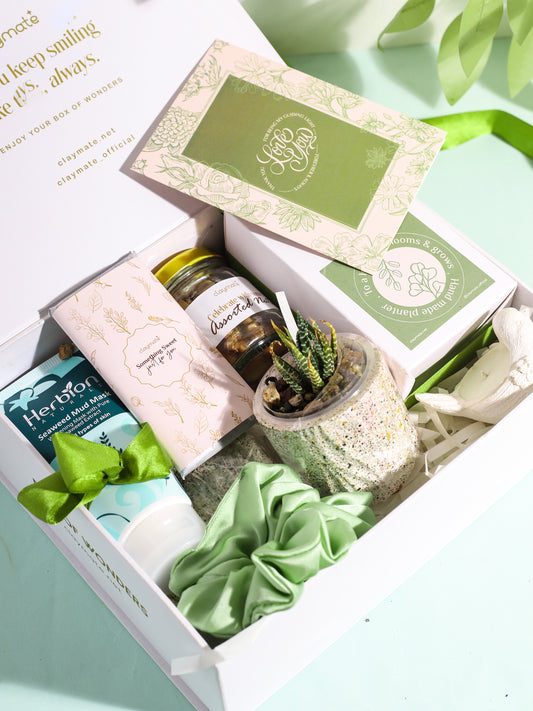 Evergreen Gift Box