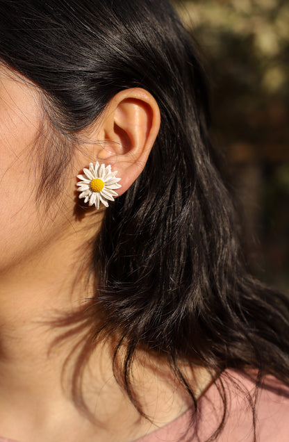 Daisy Studs