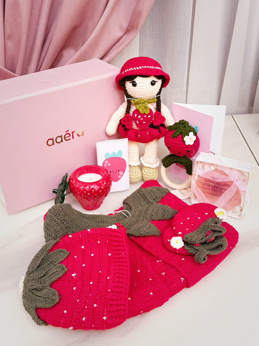 Strawberry Love Gift Box